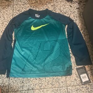 NWT Nike top for kid